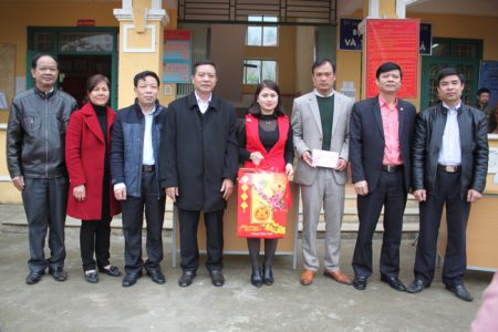 Sở Y tế Lào Cai kiểm tra công tác y tế trong dịp Tết Nguyên Đán và chúc tết các xã nông thôn mới
