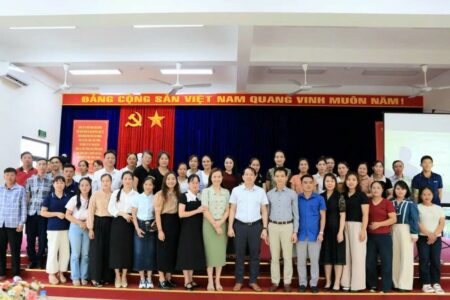 Khai giảng khóa đào tạo Nhân viên y tế thôn, bản năm 2025 Khu vực Yên Bái cũ