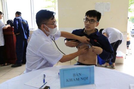 Trung tâm Kiểm soát Bệnh tật tỉnh Lào Cai: Tổ chức Khám sức khỏe định kỳ, khám bệnh nghề nghiệp  tại Công ty Trách nhiệm Hữu hạn một thành viên Vật liệu xây dựng Tôn Hoa Sen